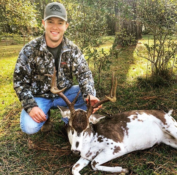 Jacob Mixon Harvests Unique Deer