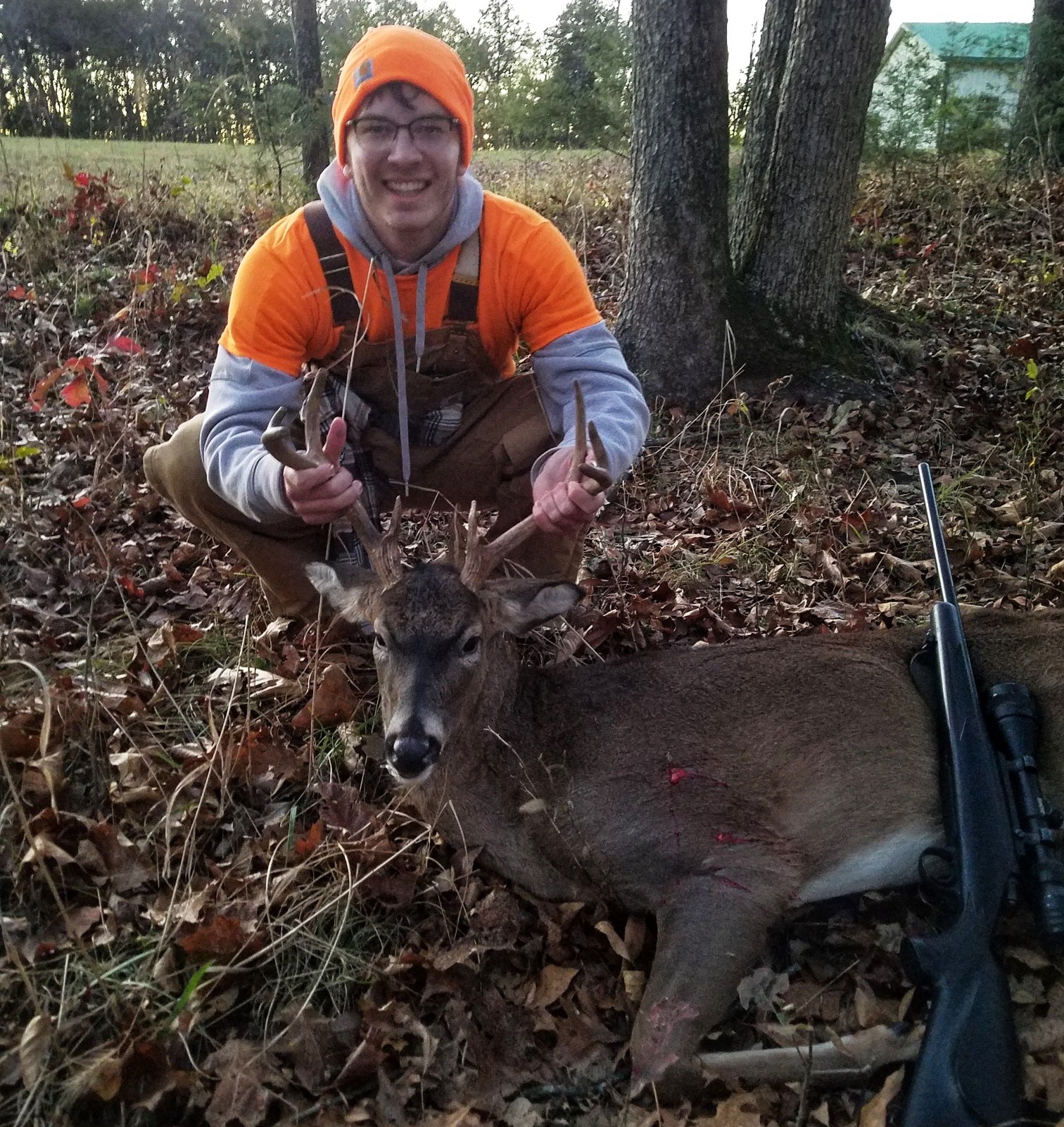 Sam Collinsworth Harvests Buck – TLO Outdoors