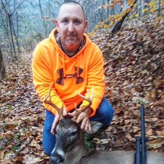 Matt Bandy Uses Slug Gun to Shoot Buck - TLO Outdoors