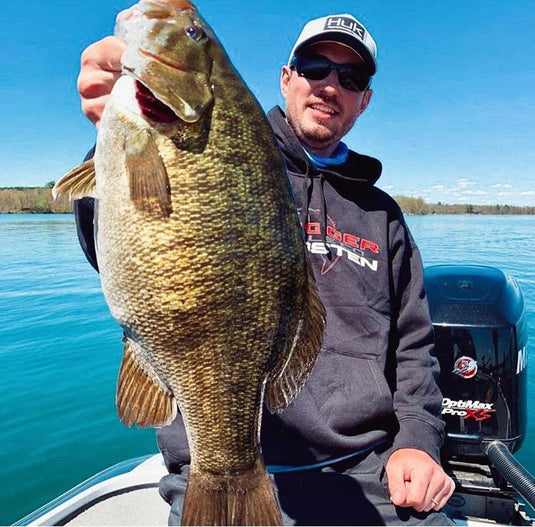Fisherman Catches HUGE Fish For Personal Best - TLO Outdoors